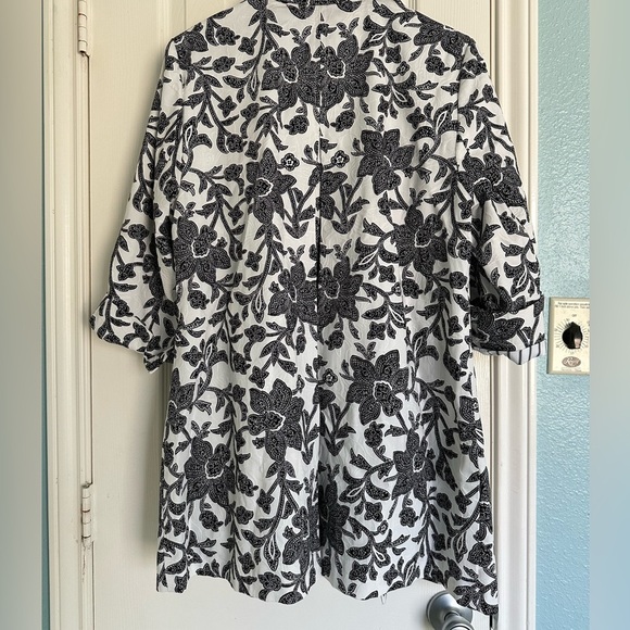 Chicos Size 2 Pleat-Black & White Patterned 3/4 Sleeve Jacket Women’s Size 12/14 - Picture 5 of 6